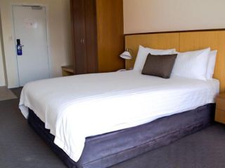Ocean Beach Hotel Hotel, Perth - 3