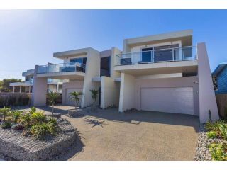 Ocean Groves Best View- Heated Pool, Roof Top Deck Guest house, Ocean Grove - 2