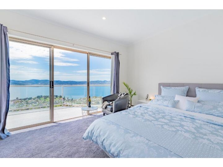 Nature & Relax House, Panoramic sea view, Free parking 37 Guest house, Hobart - imaginea 6