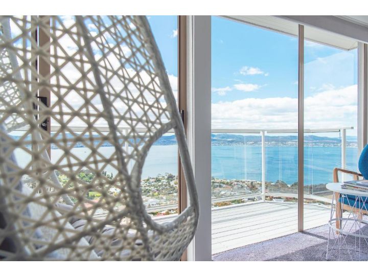 Nature & Relax House, Panoramic sea view, Free parking 37 Guest house, Hobart - imaginea 4