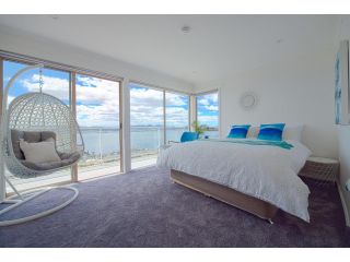 Nature & Relax House, Panoramic sea view, Free parking 37 Guest house, Hobart - 2