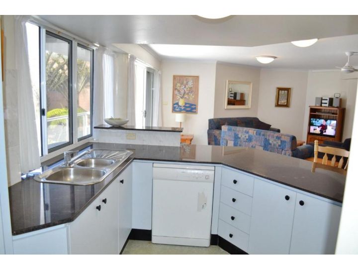 Ocean Shores Apartment 13 Apartment, Australia - imaginea 4