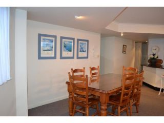 Ocean Shores Apartment 13 Apartment, Australia - 5