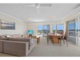 Ocean View 3 bedroom Apartment Apartment, Mudjimba - 1