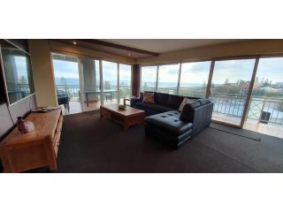 Ocean View Great Facilities&Views Apartment, Perth - 1
