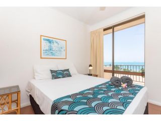 OCEAN VIEWS 10 Apartment, Airlie Beach - 5
