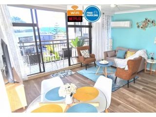 Surfers Paradise Beach Beside - Ocean View Apartment in Centre of Paradise - Beach Home Apartment, Gold Coast - 1