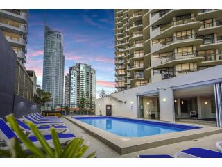 Surfers Paradise Beach Beside - Ocean View Apartment in Centre of Paradise - Beach Home Apartment, Gold Coast - 2
