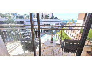 Surfers Paradise Beach Beside - Ocean View Apartment in Centre of Paradise - Beach Home Apartment, Gold Coast - 4