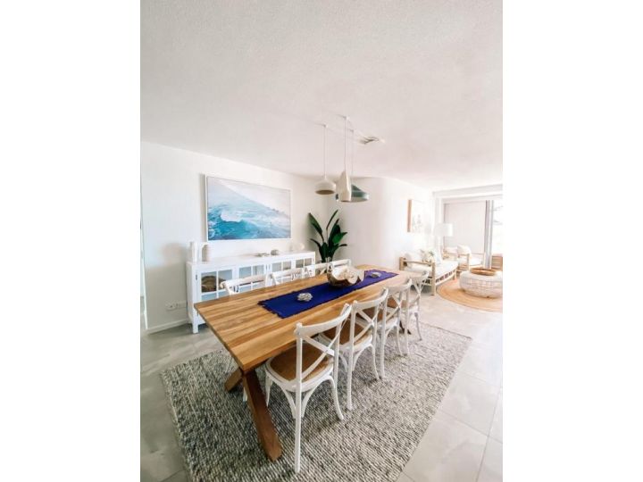 Oceanside Resort - Absolute Beachfront Apartments Aparthotel, Gold Coast - imaginea 11
