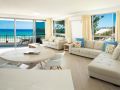 Oceanside Resort - Absolute Beachfront Apartments Aparthotel, Gold Coast - thumb 6