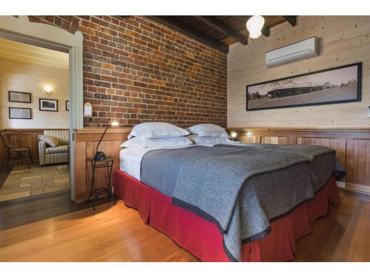 Old Bank Boutique Hotel Hotel, Mittagong - imaginea 8