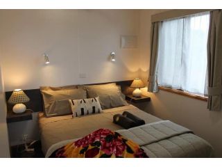 OMARU FARM STAY Guest house, Ventnor - 1