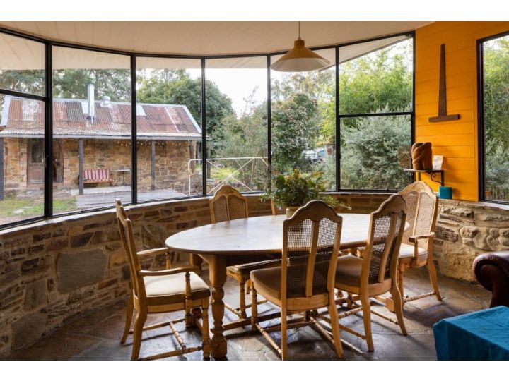 ON GOLDEN POINT - STONE COTTAGE IN CHEWTON Guest house, Victoria - imaginea 15