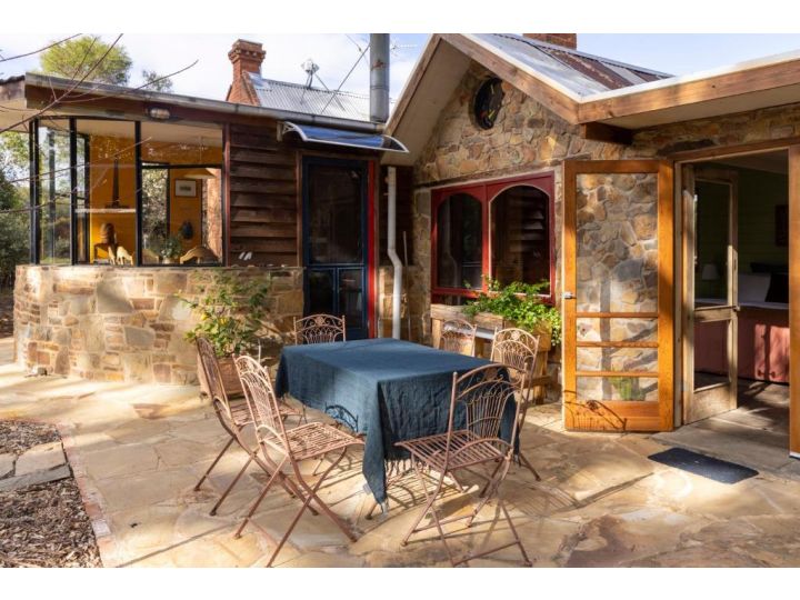 ON GOLDEN POINT - STONE COTTAGE IN CHEWTON Guest house, Victoria - imaginea 9