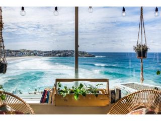 On Top Of The World Views at Sydney Dreams Serviced Apartments Bondi Apartment, Sydney - 1