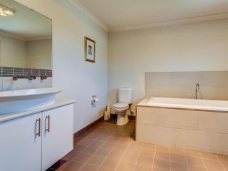 One 20 Seven Guest house, Cape Woolamai - 5