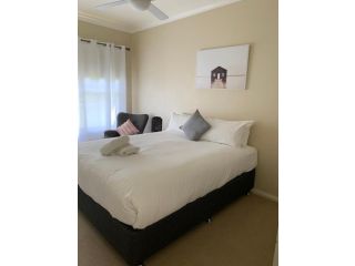 One bedroom Apartment unit 3 Apartment, Mudgee - 2