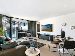 Oracle Broadbeach Gorgeous Modern 2 Bed 1 Bath Apartment Apartment, Gold Coast - 1