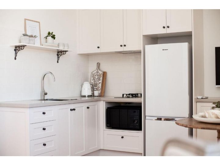 OSMOND SUITE Old Market Inn Apartment, Port Fairy - imaginea 16