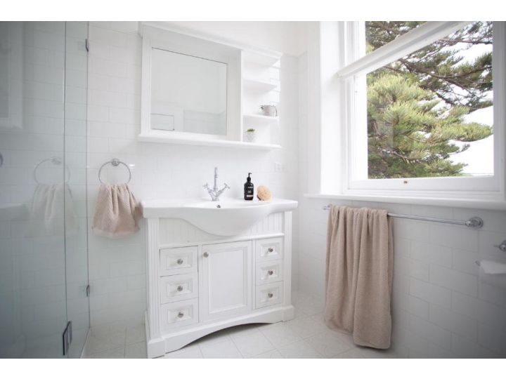 OSMOND SUITE Old Market Inn Apartment, Port Fairy - imaginea 10