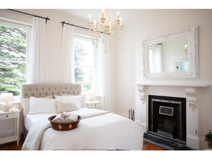 OSMOND SUITE Old Market Inn Apartment, Port Fairy - imaginea 6