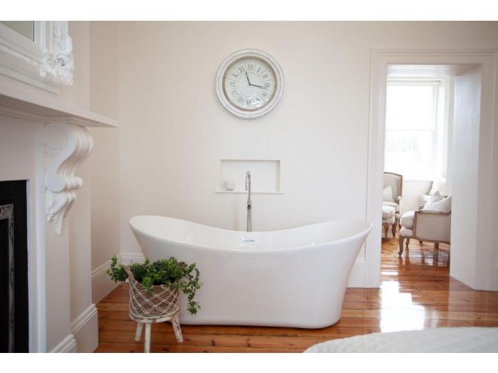 OSMOND SUITE Old Market Inn Apartment, Port Fairy - imaginea 7