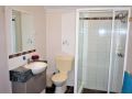 Osprey Holiday Village Unit 213-1 Bedroom - Marvellous 1 Bedroom Studio Apartment with a Pool in the Complex Villa, Exmouth - thumb 5