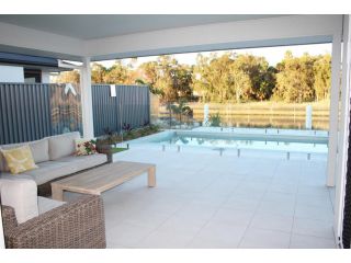 OSPREY ISLAND RETREAT Guest house, Banksia Beach - 1