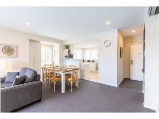 278 Pacific Blue 265 Sandy Point Road Dual key first floor Unit with Wifi and linen supplied Guest house, Salamander Bay - 4