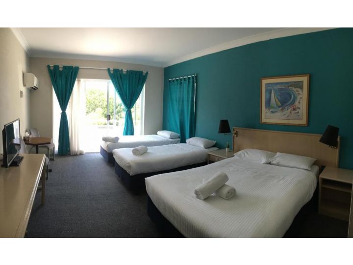 Seaside Garden Retreat Accommodation Hotel, Wamberal - imaginea 10