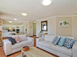 Pacific Place Unit 7 2 Graham Street Bilinga Apartment, Gold Coast - 3