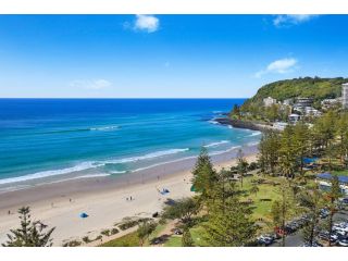 Pacific Regis Beachfront Holiday Apartments Aparthotel, Gold Coast - 2