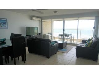 Pacific Surf Absolute Beachfront Apartments Aparthotel, Gold Coast - 3