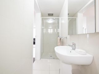 Pacific Towers Unit 4, 19 Ormonde Tce Kings Beach Apartment, Caloundra - 5