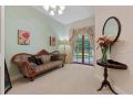 Palatial Queenslander for Groups of Family & Friends! Guest house, Queensland - thumb 8