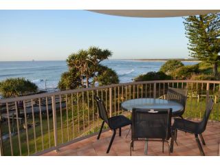 Pandanus Shores Kings Beach Apartment, Caloundra - 1