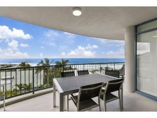 Panoramic ocean views of Sunshine Beach Unit 5 Vista Pacific 12 Bryan Street Apartment, Sunshine Beach - 1