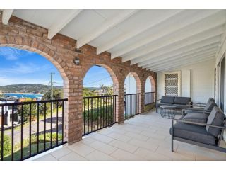 Panoramic ocean views to Sydney Guest house, Copacabana - 5