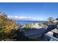 Panoramic view unit(No Party) Apartment, Hobart - thumb 2