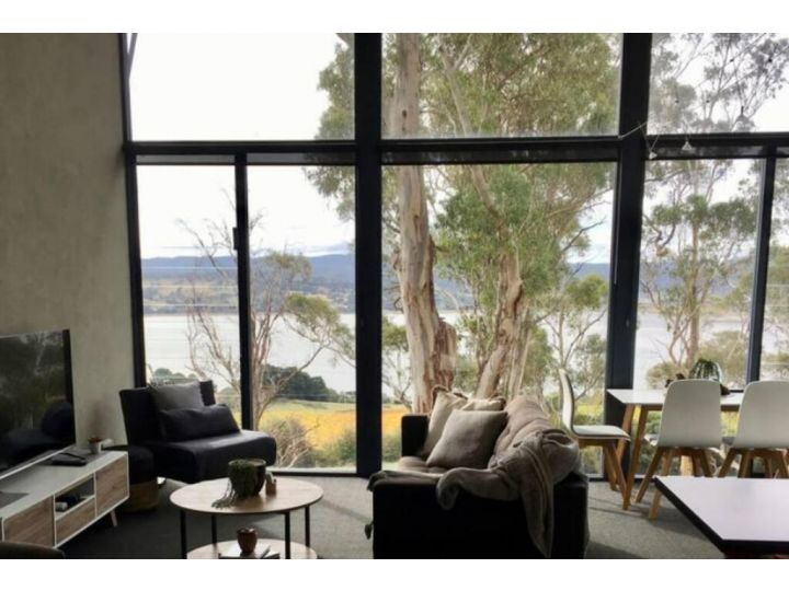 Panoramic views from your stunning &#x27;Treehouse&#x27; Apartment, Tasmania - imaginea 13