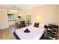 Paradise Court Holiday Units Hotel, Airlie Beach - thumb 5