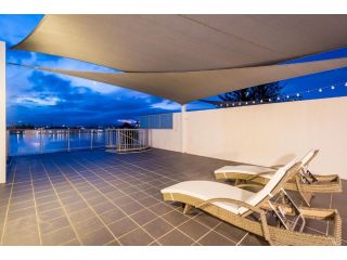 PARADISE ISLAND PENTHOUSE / SURFERS PARADISE Guest house, Gold Coast - 3