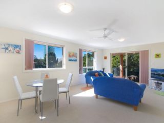 Parco Vista Unit 9 - Central Coolangatta easy walk to beaches and shops Apartment, Gold Coast - 4