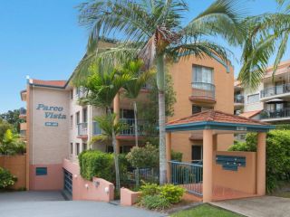 Parco Vista Unit 9 - Central Coolangatta easy walk to beaches and shops Apartment, Gold Coast - 1