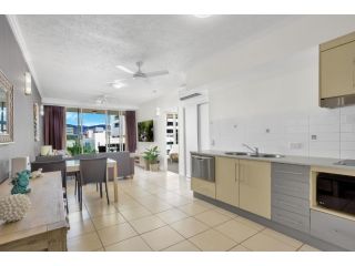 City Quays Luxury Dual Key Apartment, Cairns - 4