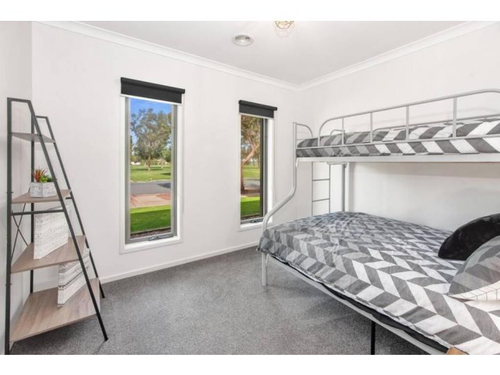 Parkview - Echuca Holiday Homes Guest house, Moama - imaginea 9