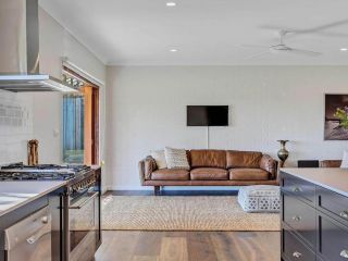 Your Luxury Escape - Paul's Farmhouse at Newrybar Guest house, New South Wales - 4
