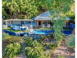 Beachfront Peace Cabin Guest house, Oak Beach - 2