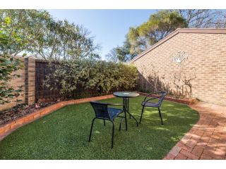Peaceful 1-Bed Centrally Located by City Centre Apartment, Canberra - 1